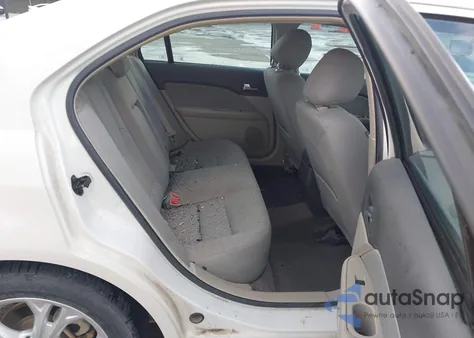 2012 Ford Fusion Se z USA, uszkodzony, nr VIN 3FAHP0HA5CR435957